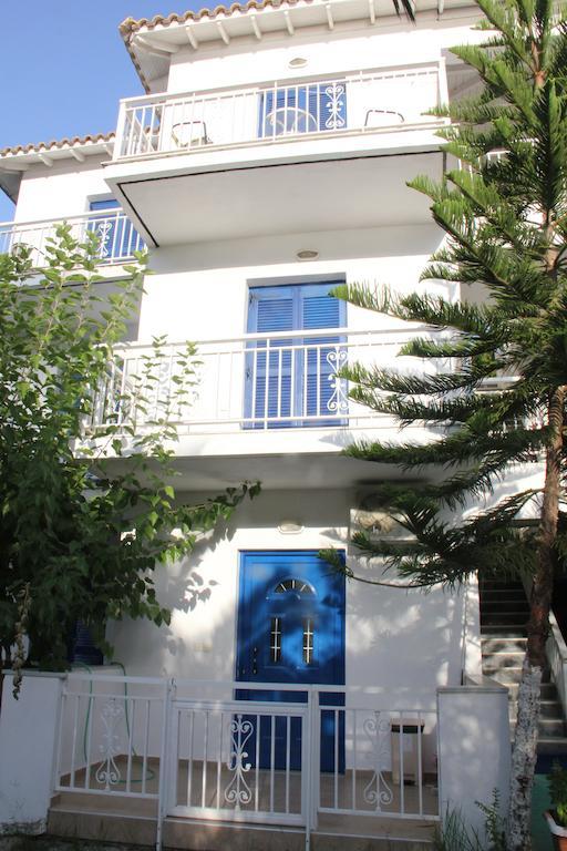 Theodora Studios Yénion Dış mekan fotoğraf